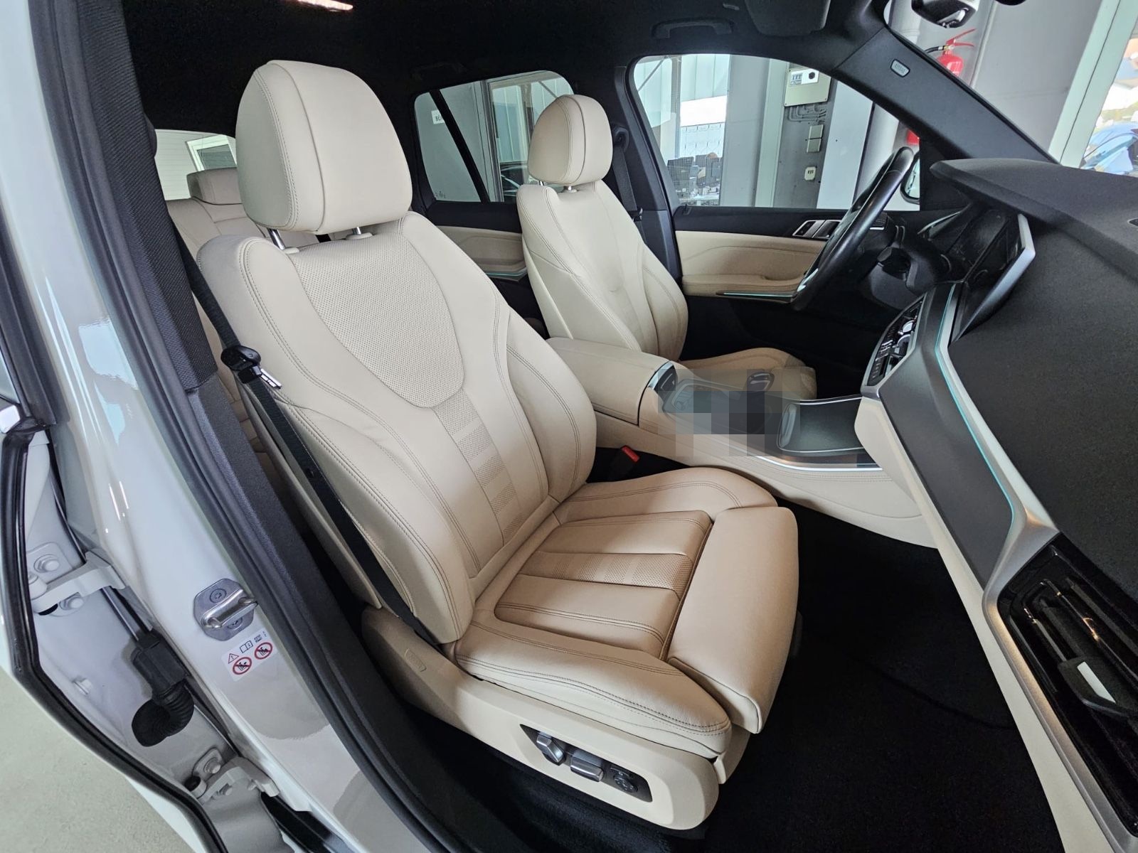 BMW X5 xDrive 45 e AHK/Leder/Unfallfrei/wieNeu foto 12