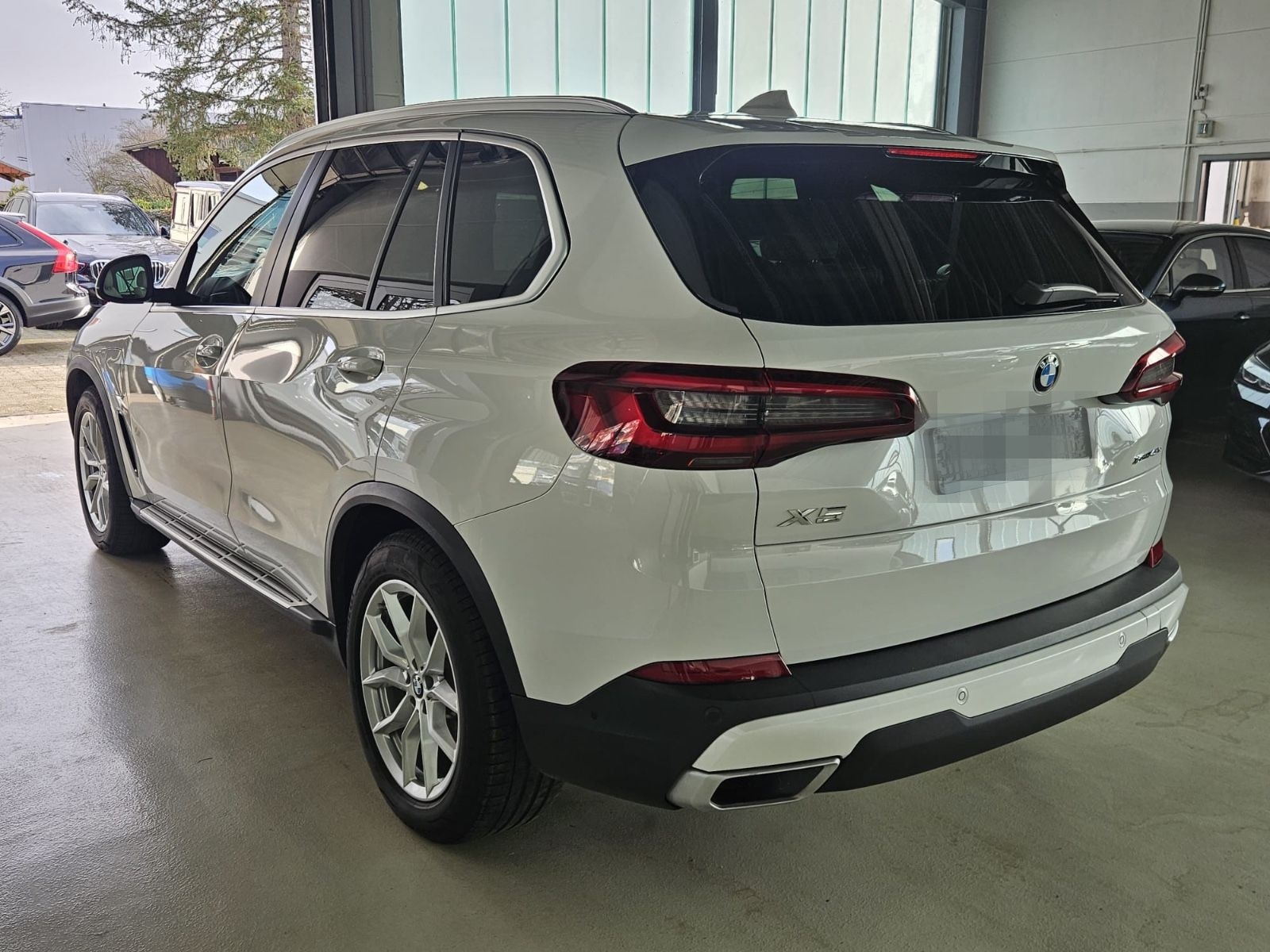 BMW X5 xDrive 45 e AHK/Leder/Unfallfrei/wieNeu foto 4