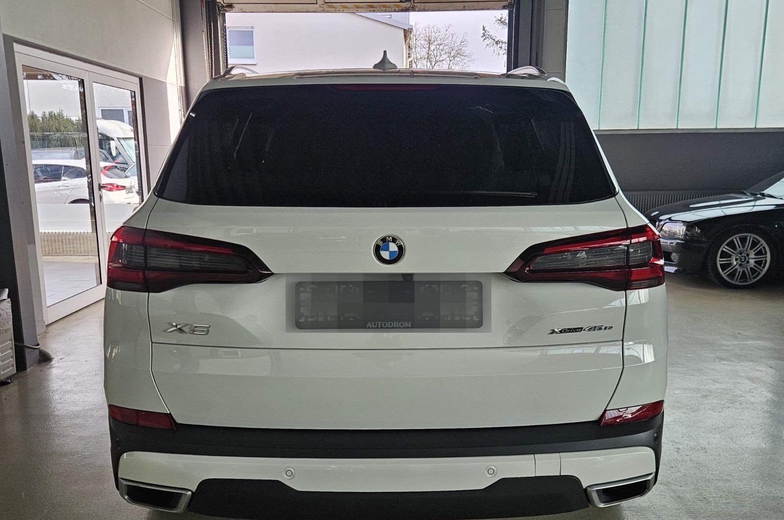 BMW X5 xDrive 45 e AHK/Leder/Unfallfrei/wieNeu foto 6