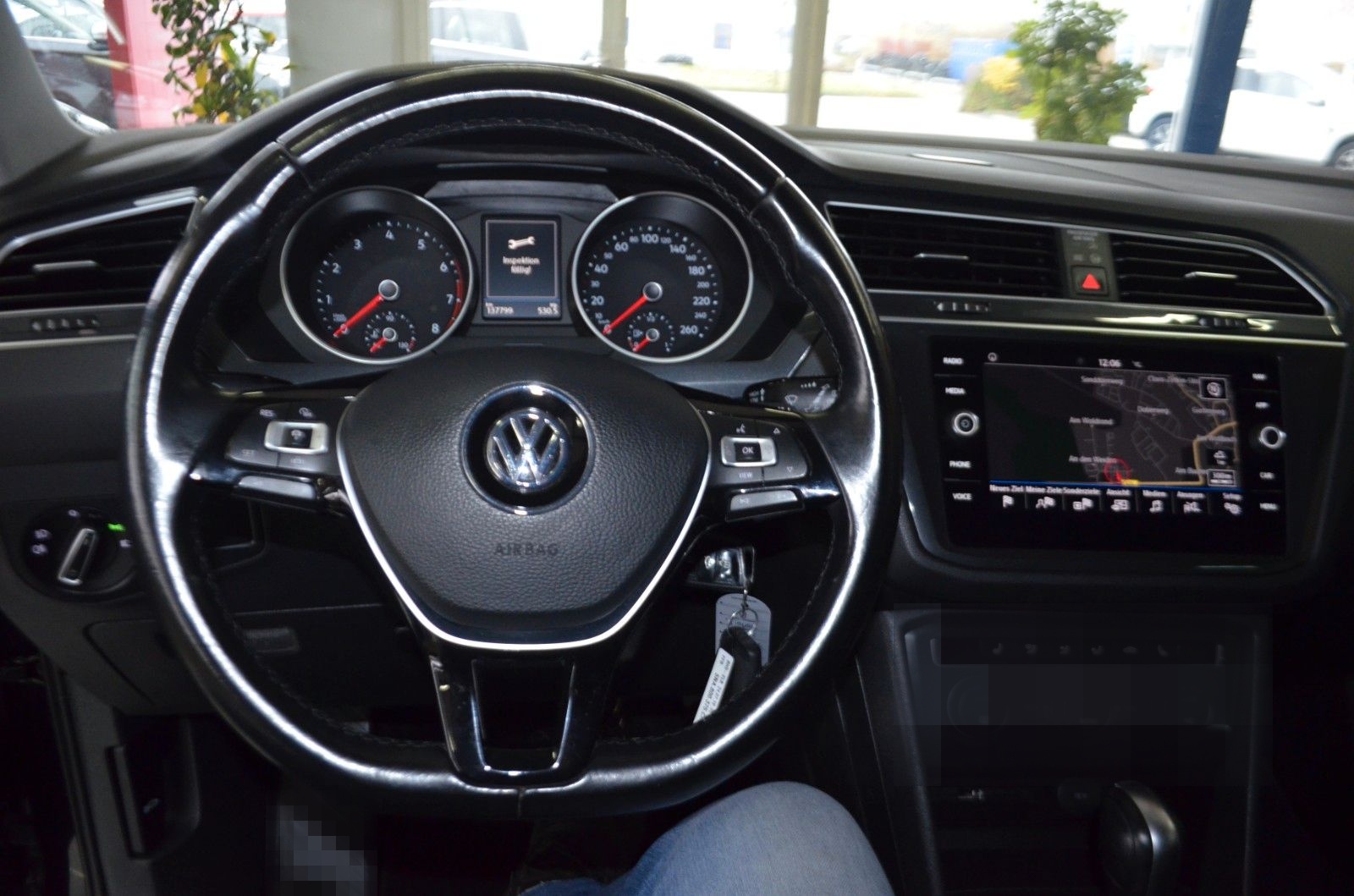 Volkswagen Tiguan BMT AUTOMATIK / NAVI / R-KAMERA / PDC foto 12