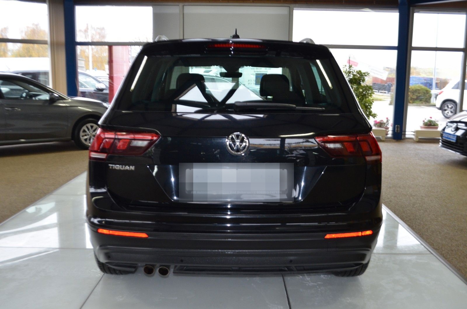 Volkswagen Tiguan BMT AUTOMATIK / NAVI / R-KAMERA / PDC foto 6