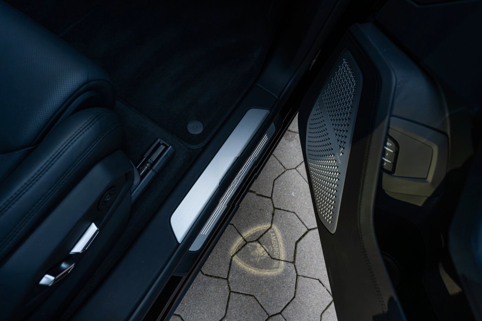 Lamborghini Urus S Pano Style Pack B&O Akrapovic Exhaust 23" foto 12