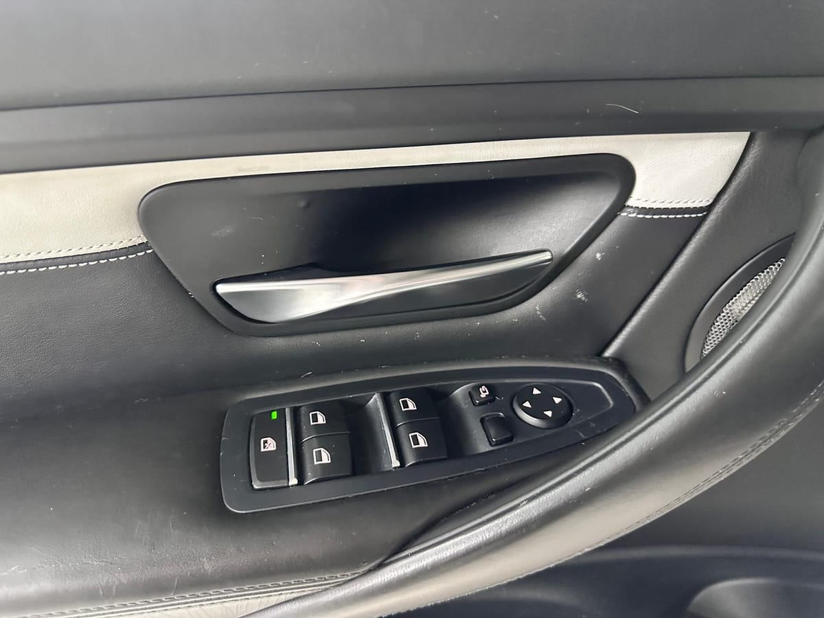 BMW M3 CARBON HUD HARMANKARDON CAM LANE foto 15