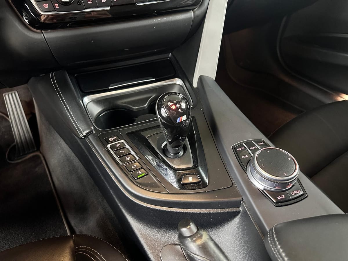 BMW M3 CARBON HUD HARMANKARDON CAM LANE foto 25