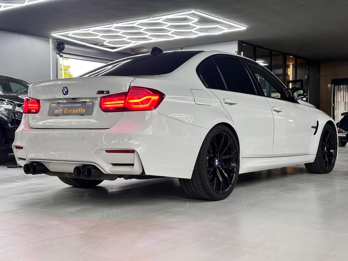 BMW M3 CARBON HUD HARMANKARDON CAM LANE foto 4