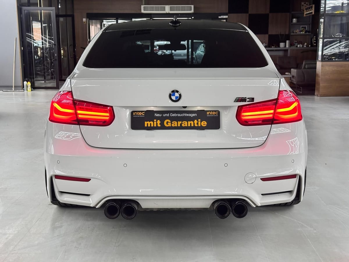 BMW M3 CARBON HUD HARMANKARDON CAM LANE foto 5