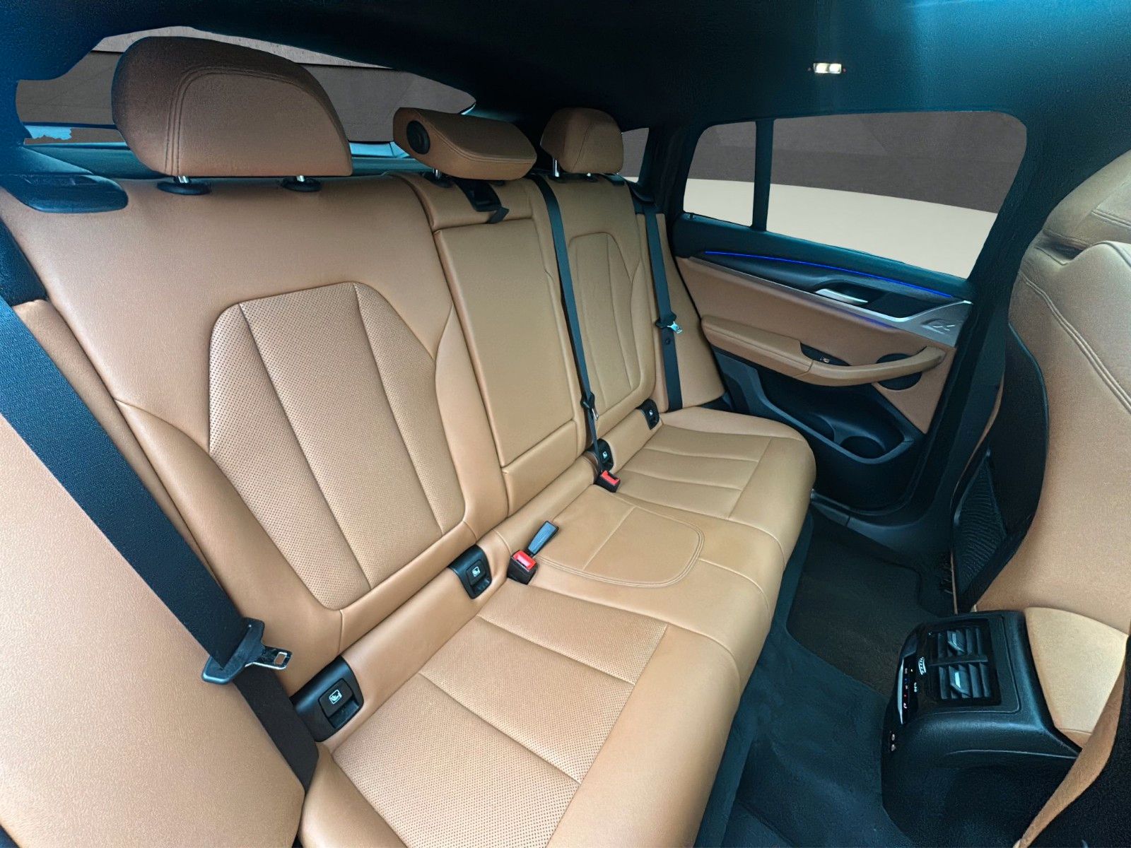 BMW X4 xDrive 30 d M Sport LED Pano RFK AHK 20LM foto 15