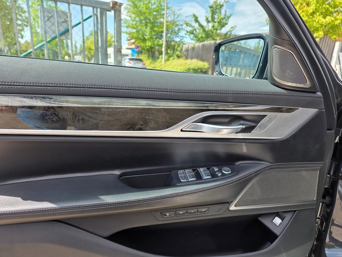 BMW 750Li xDrive M Sport Paket H&K HuD 360 Kamera foto 12