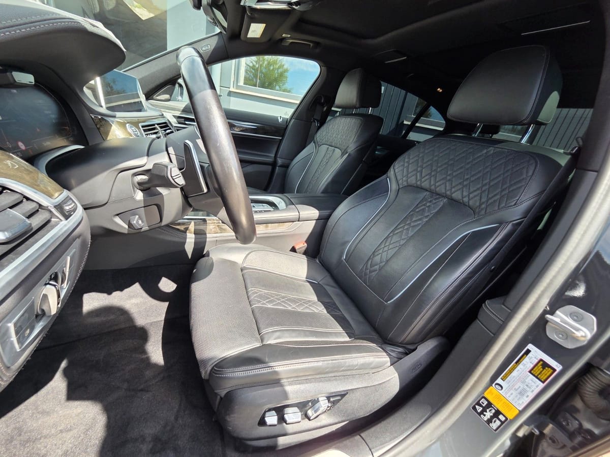 BMW 750Li xDrive M Sport Paket H&K HuD 360 Kamera foto 14