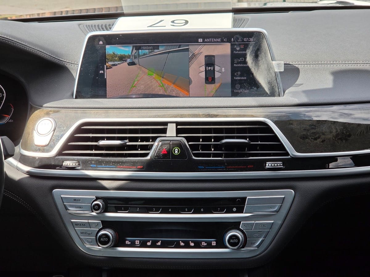 BMW 750Li xDrive M Sport Paket H&K HuD 360 Kamera foto 23