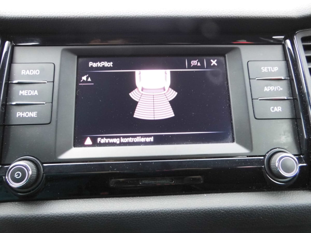 Skoda Kodiaq Active/KLIMAAUTO/SH/NAVI(SMARTLINK)/PDC foto 17