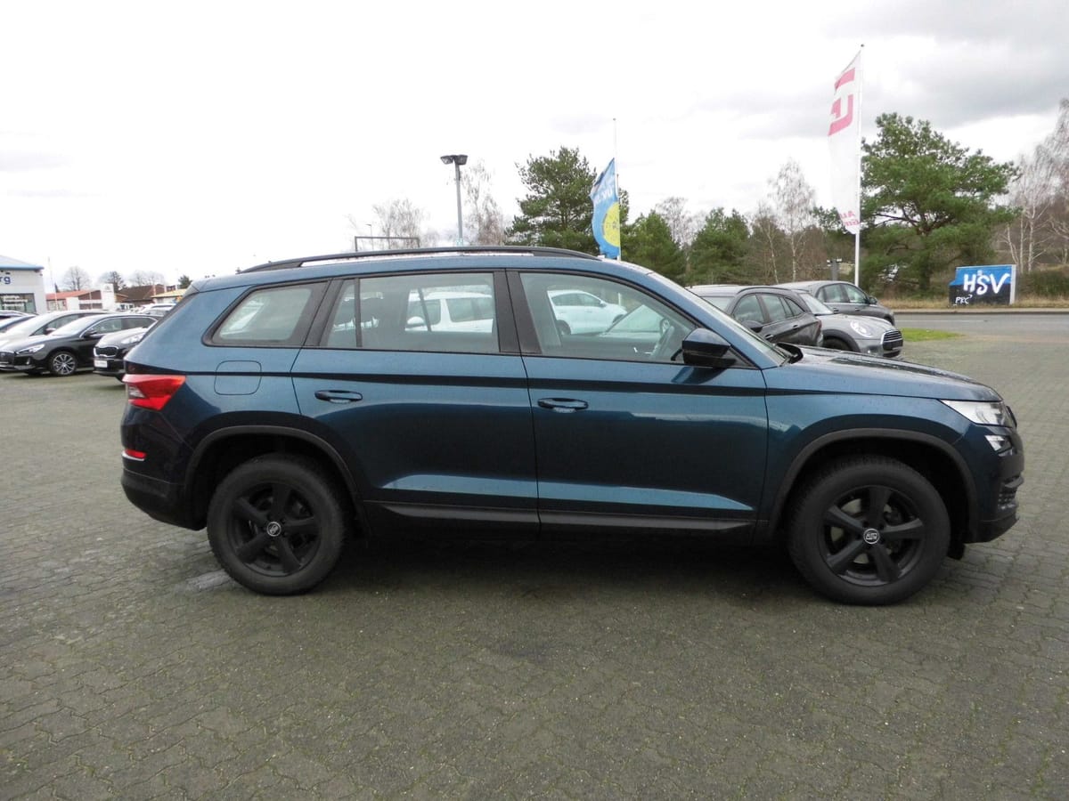 Skoda Kodiaq Active/KLIMAAUTO/SH/NAVI(SMARTLINK)/PDC foto 4