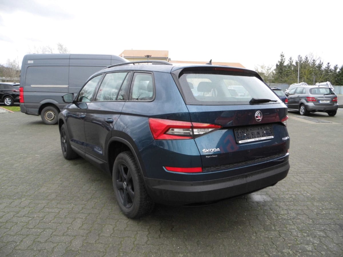 Skoda Kodiaq Active/KLIMAAUTO/SH/NAVI(SMARTLINK)/PDC foto 6