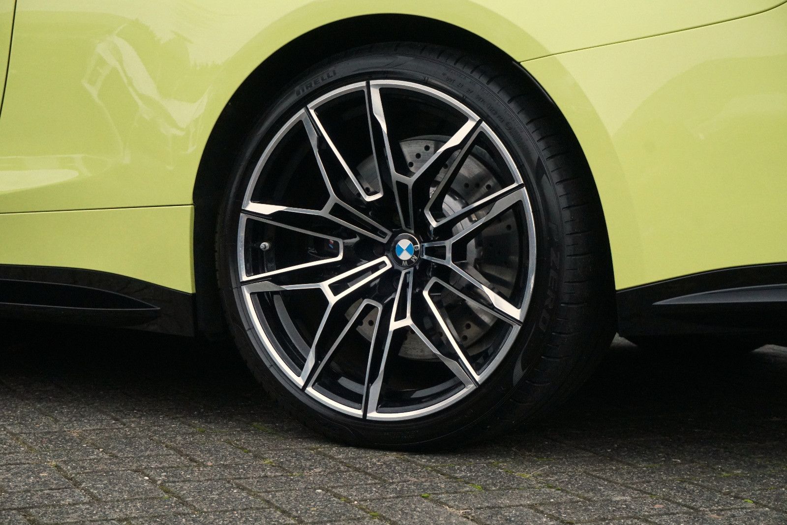 BMW M4 Competition Driver´s Carbon PerfSitze RFK HUD foto 22