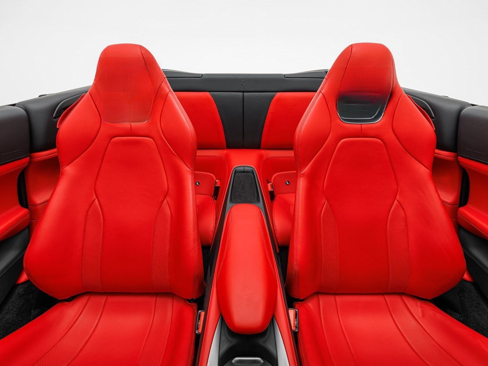 Ferrari Portofino foto 22