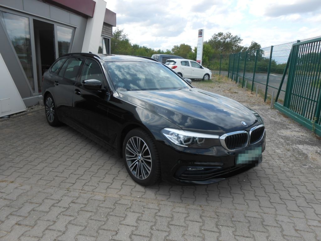 BMW 520i Touring Aut. Sport Line foto 4