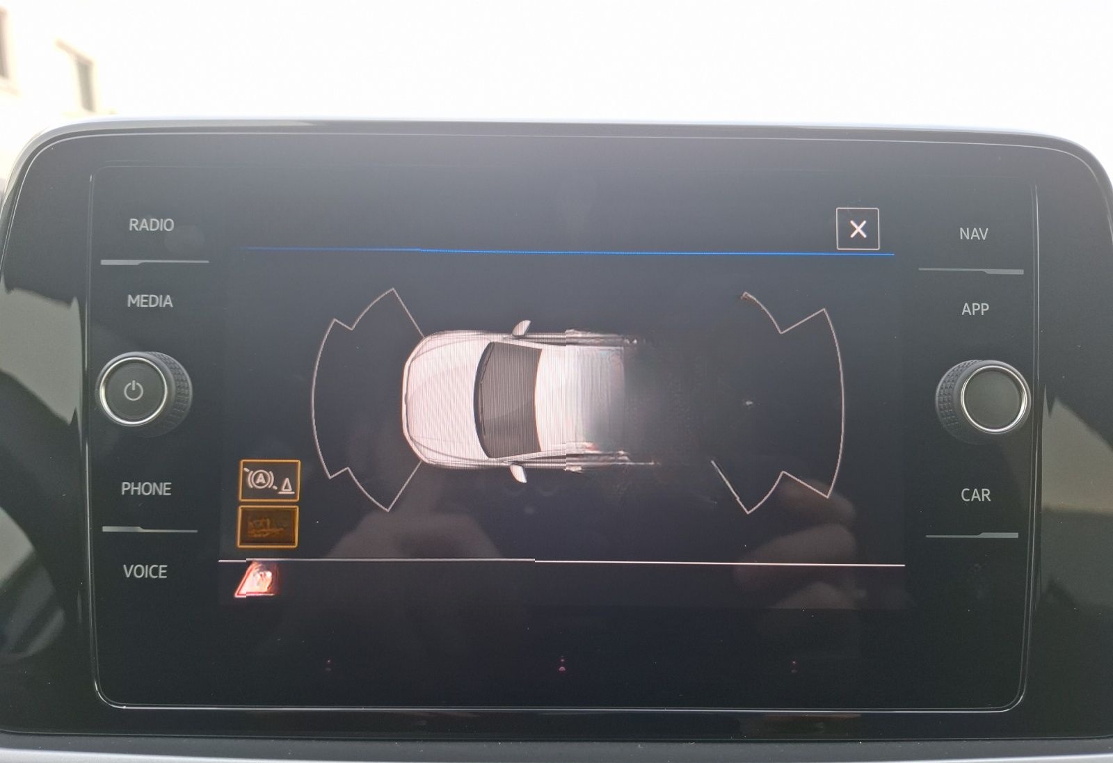 Volkswagen T-Roc TSI Life LED Navi AID Park-Assist SH LM foto 20