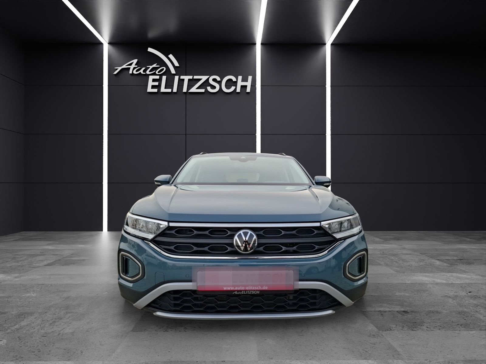 Volkswagen T-Roc TSI Life LED Navi AID Park-Assist SH LM foto 8