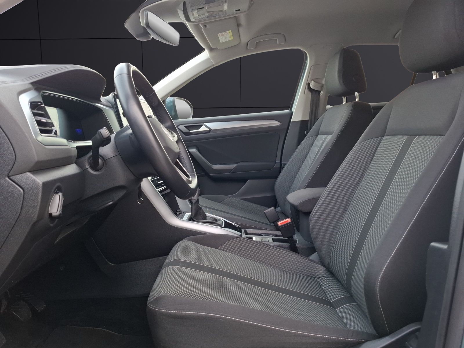 Volkswagen T-Roc TSI Life LED Navi AID Park-Assist SH LM foto 10