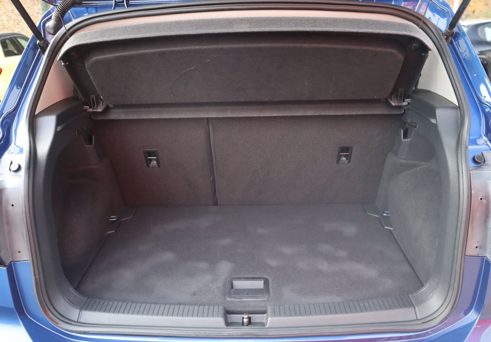Volkswagen T-Cross 1.0 Life AHK ACC LED DAB PDC Totwinkel foto 30