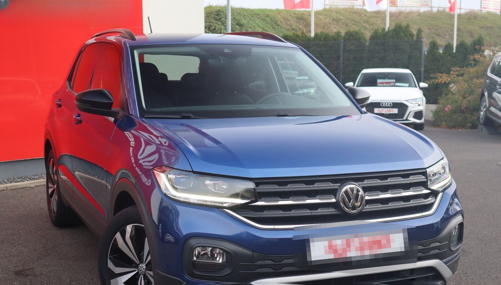 Volkswagen T-Cross 1.0 Life AHK ACC LED DAB PDC Totwinkel foto 7