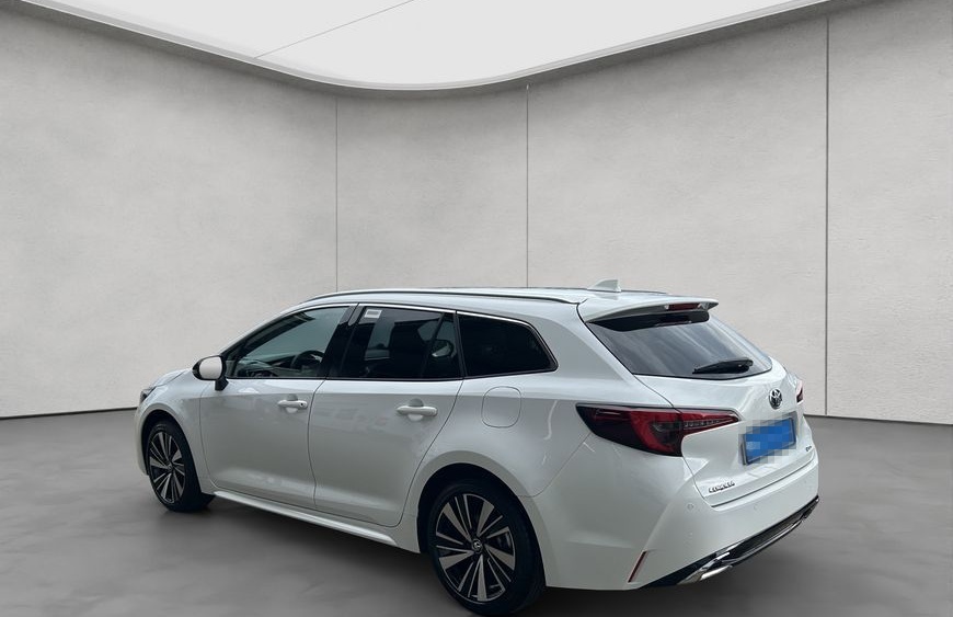 Toyota Corolla 2.0 Hybrid Touring Sports Teamplayer foto 3
