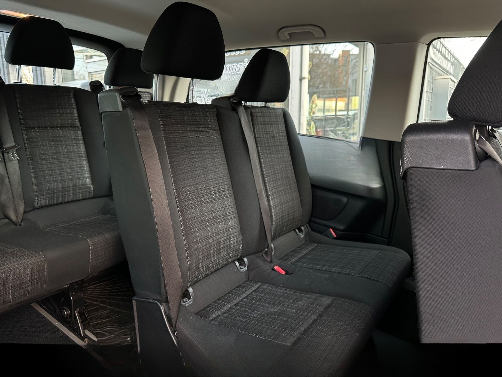Mercedes-Benz Vito Tourer 109  CDI Pro FWD extralang 9 Sitze foto 12