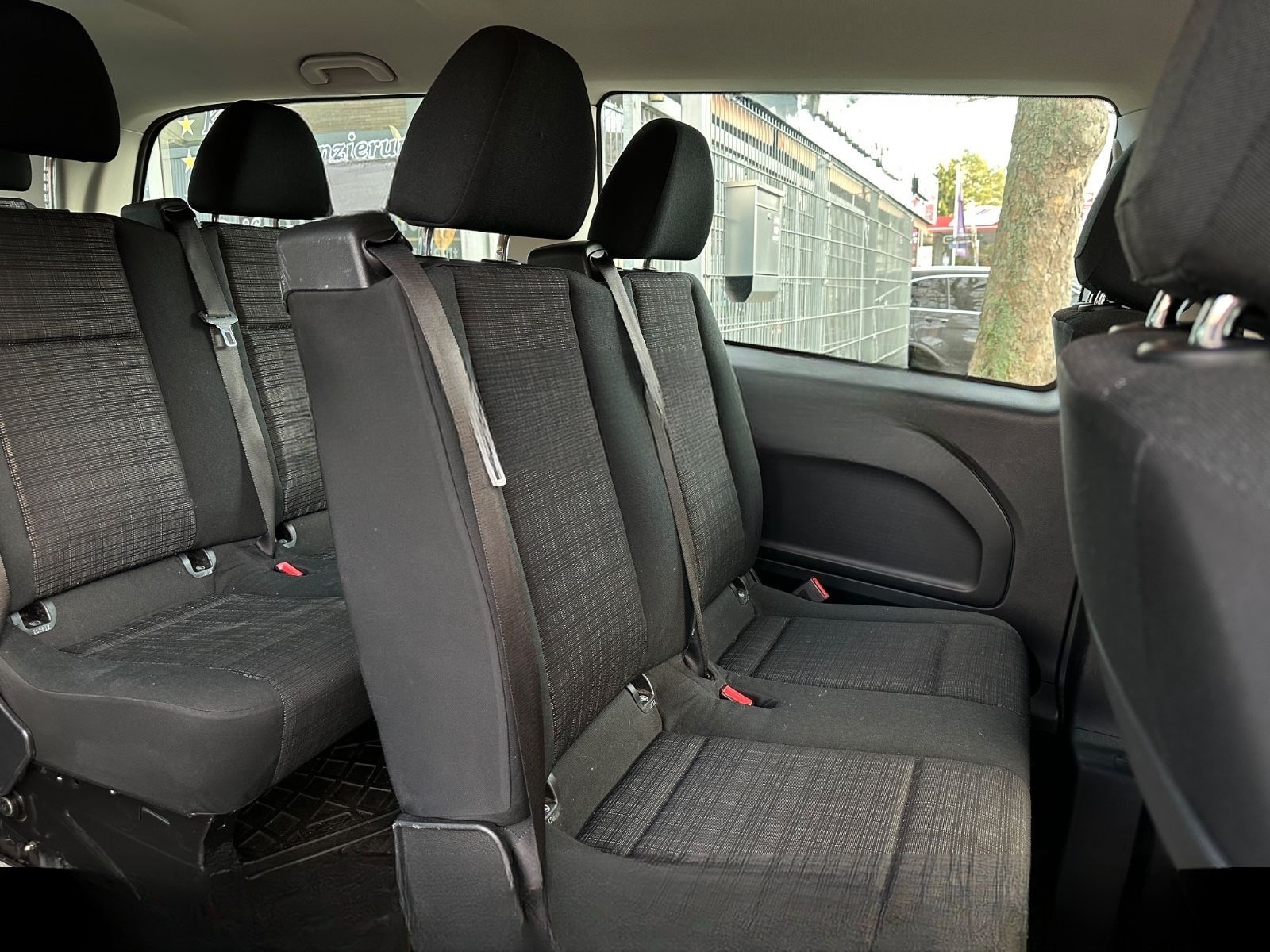 Mercedes-Benz Vito Tourer 109  CDI Pro FWD extralang 9 Sitze foto 13