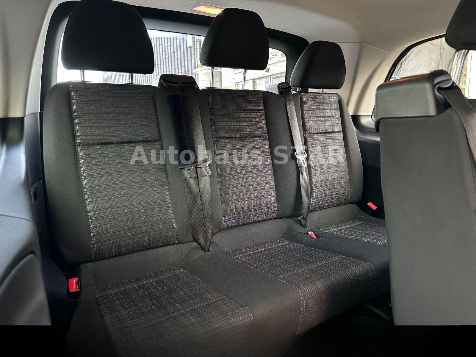 Mercedes-Benz Vito Tourer 109  CDI Pro FWD extralang 9 Sitze foto 14