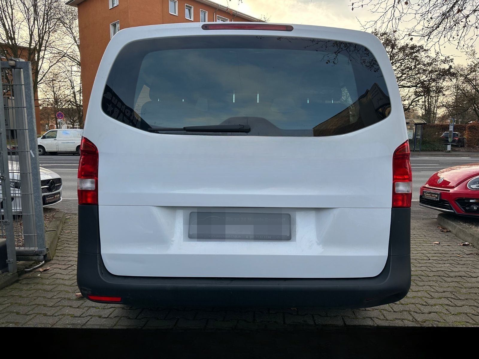 Mercedes-Benz Vito Tourer 109  CDI Pro FWD extralang 9 Sitze foto 5