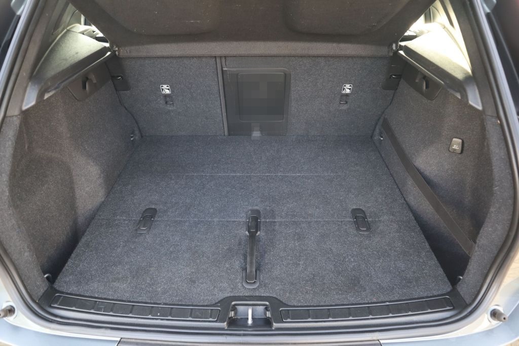 Volvo XC40 T4 Geartronic Momentum|AHK|NAVI|LEDER|SHZG foto 24