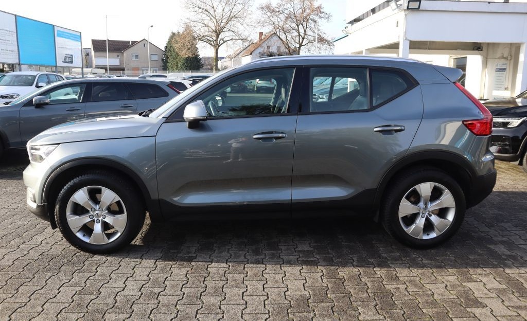Volvo XC40 T4 Geartronic Momentum|AHK|NAVI|LEDER|SHZG foto 10