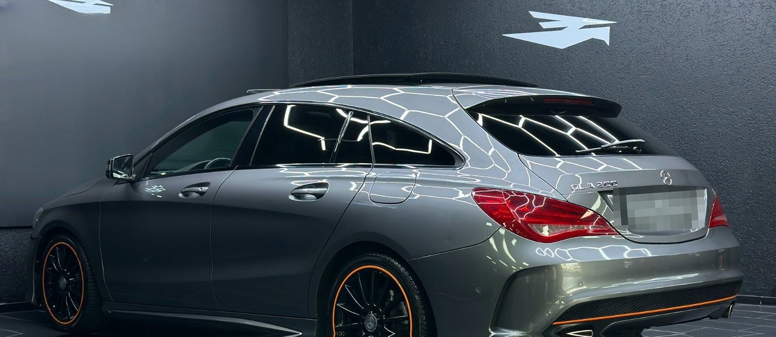 Mercedes-Benz CLA 200 SB*AMG*PANO*ORANGE ART EDITION* foto 7