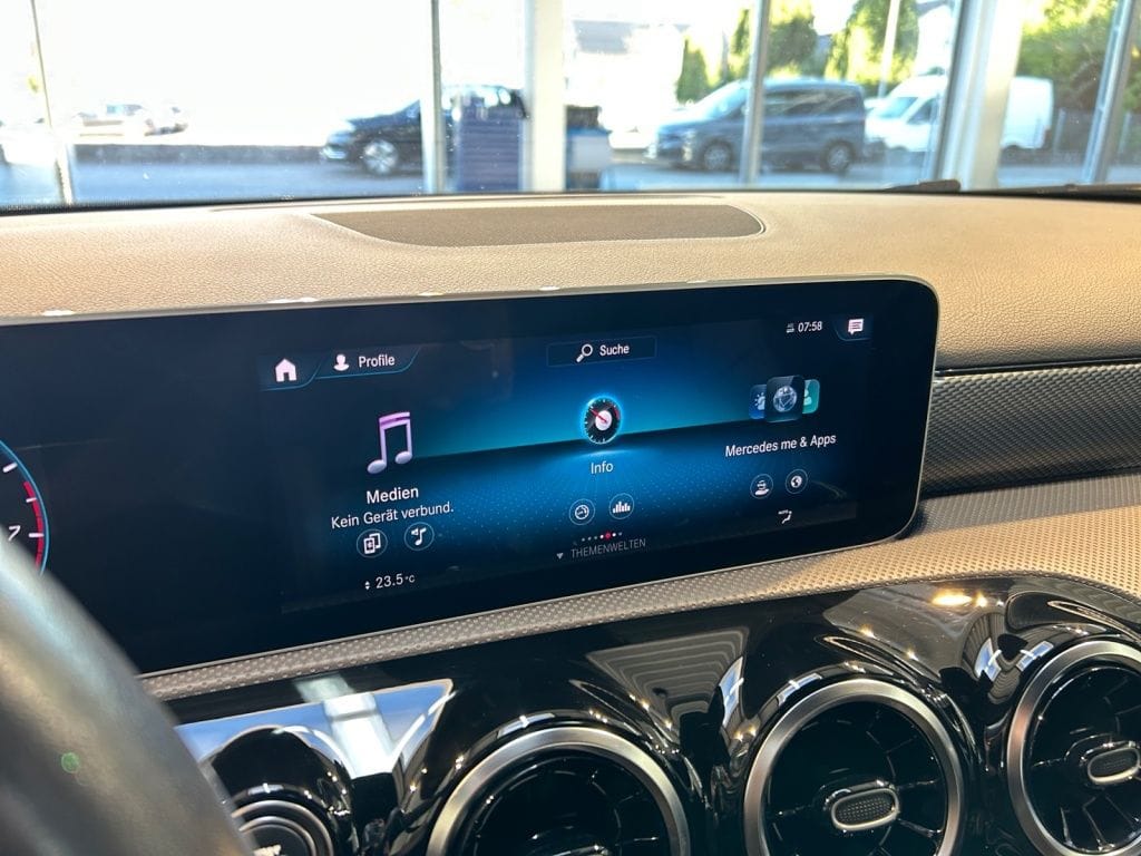 Mercedes-Benz A 200 Progressive MBUX+Progressive+Carbon+Wide foto 19