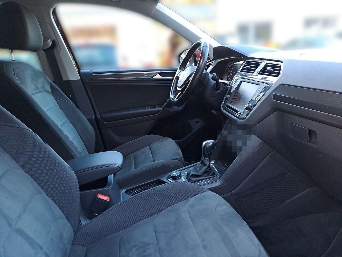 Volkswagen Tiguan 2.0 TDI Highline BMT4M~Pano~LED~VirtCockp foto 20