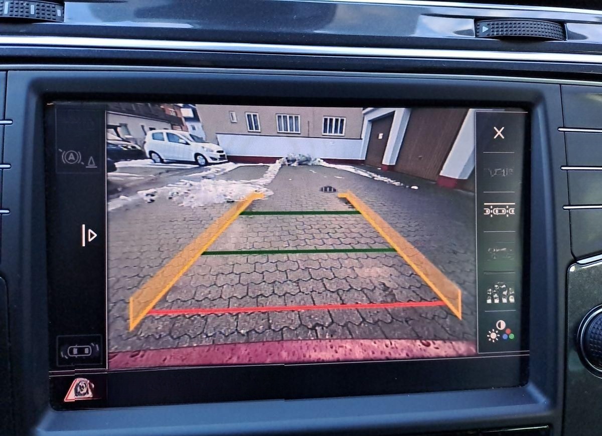 Volkswagen Tiguan 2.0 TDI Highline BMT4M~Pano~LED~VirtCockp foto 23