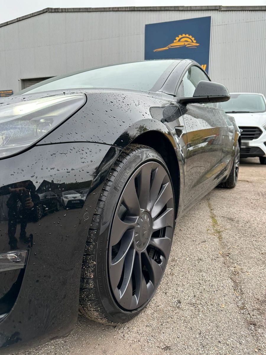 Tesla Model 3 LANGSTRECKENBATT. ALLRADANTRIEB foto 5