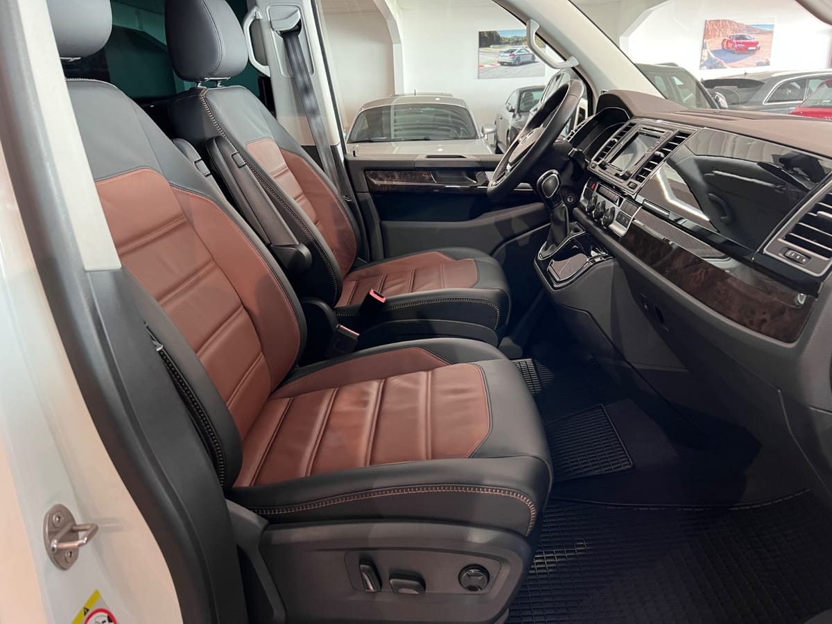 Volkswagen T6 Multivan 2.0TDI HIGHLINE 1.HAND AHK NAVI SHZ foto 20