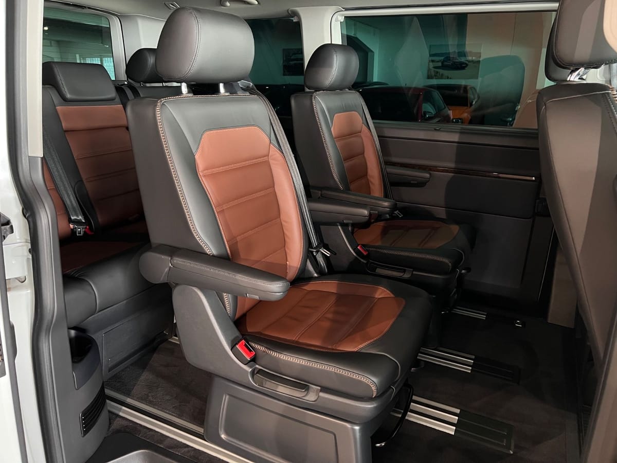 Volkswagen T6 Multivan 2.0TDI HIGHLINE 1.HAND AHK NAVI SHZ foto 21