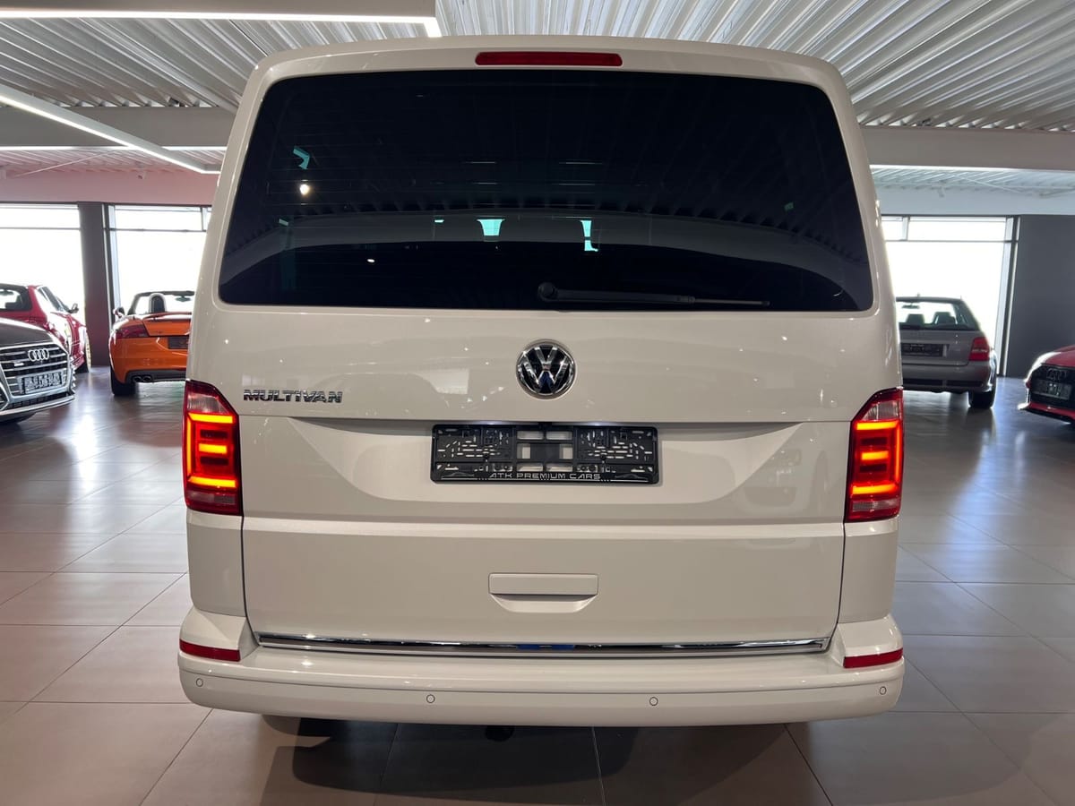 Volkswagen T6 Multivan 2.0TDI HIGHLINE 1.HAND AHK NAVI SHZ foto 7