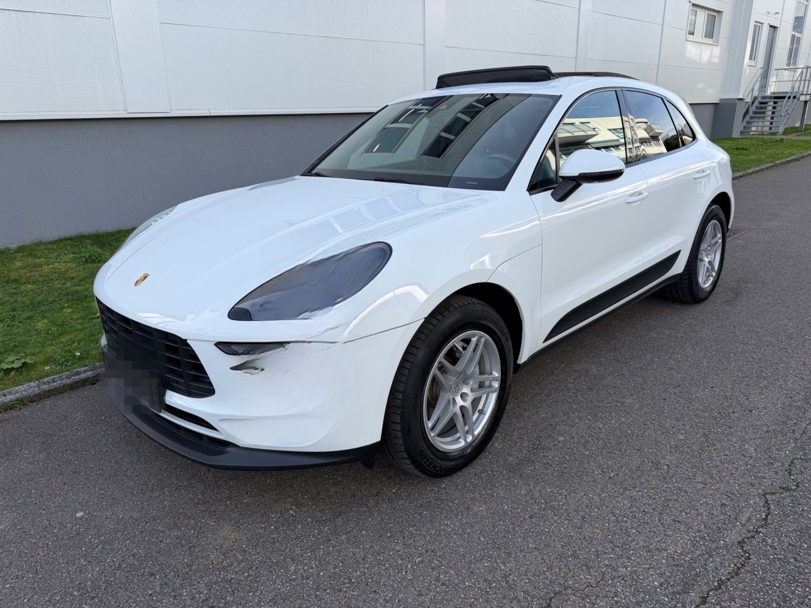 Porsche Macan S Diesel*PAN*LUFT*XEN*NAV*KAM*14-WEGE*AHK*