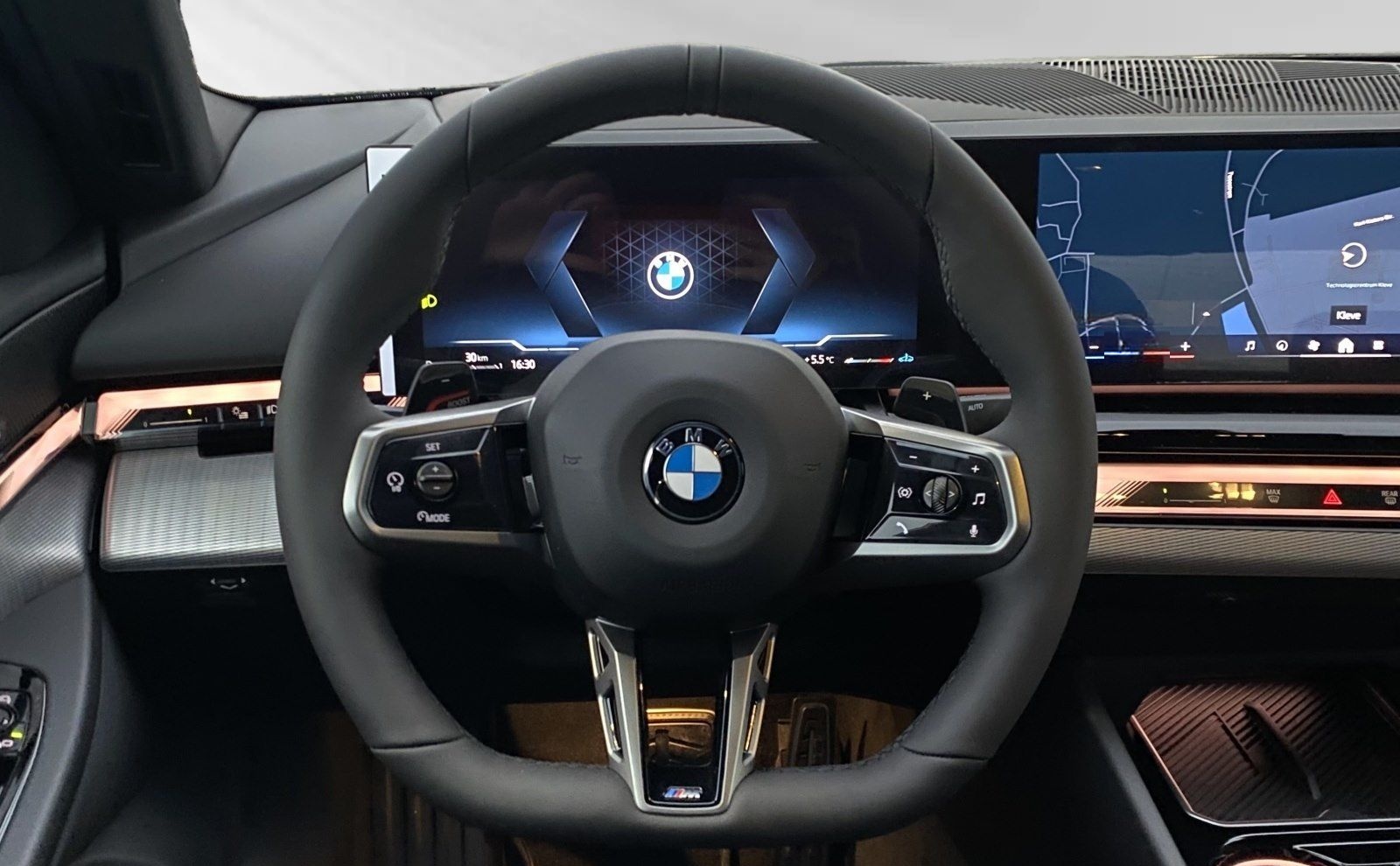 BMW 520d M Sport Pro|AHK|Pano|Autobahnass.|HiFi foto 11