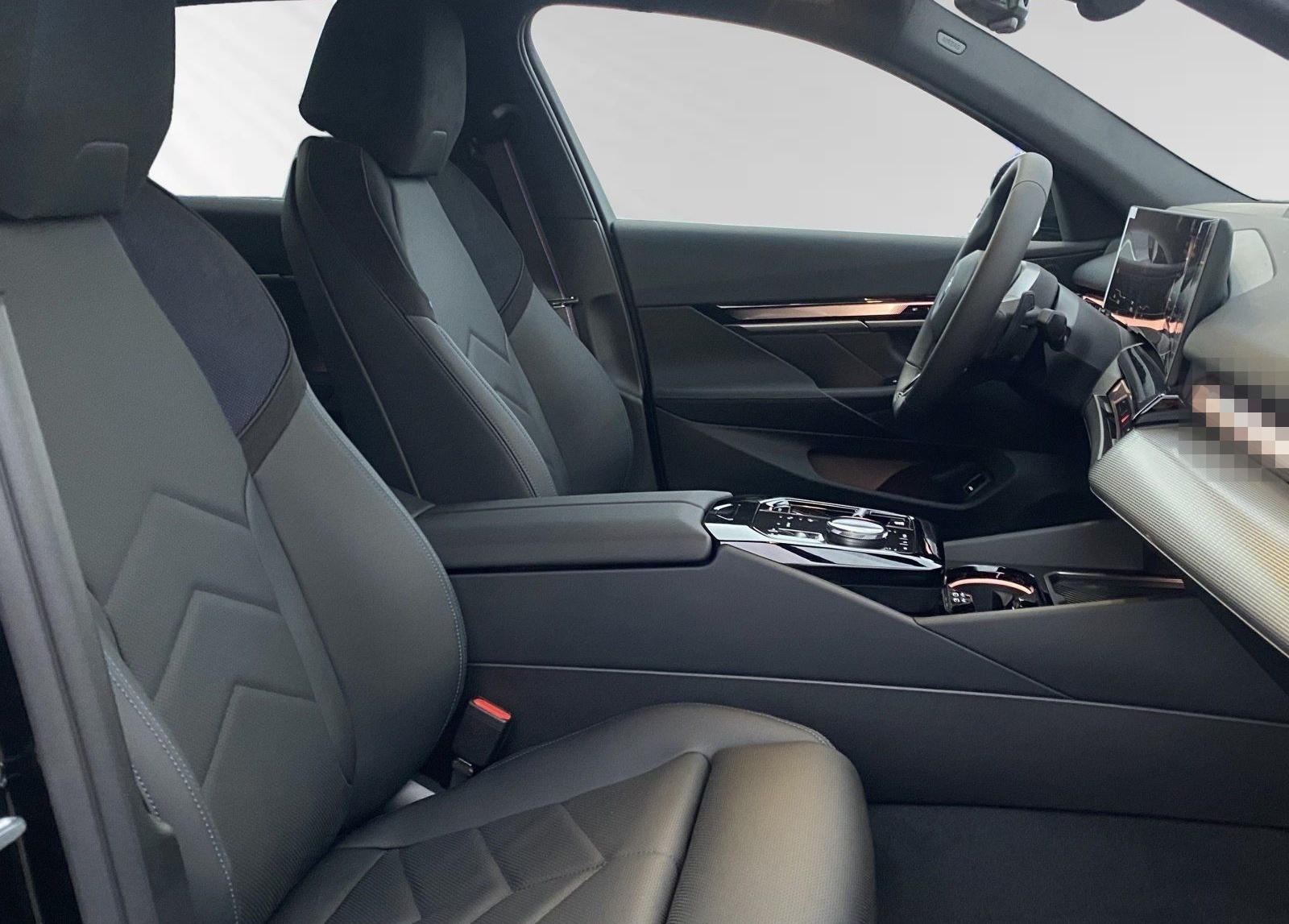 BMW 520d M Sport Pro|AHK|Pano|Autobahnass.|HiFi foto 8