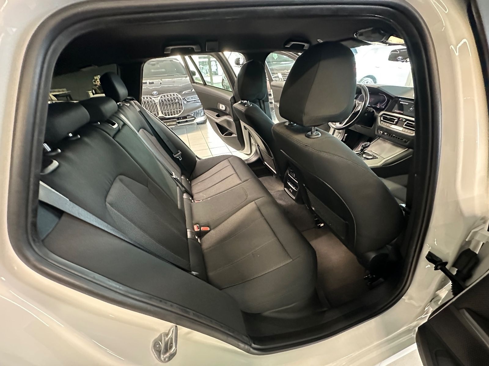 BMW 318 d Advantage SCHECKHEFT VOLL foto 11