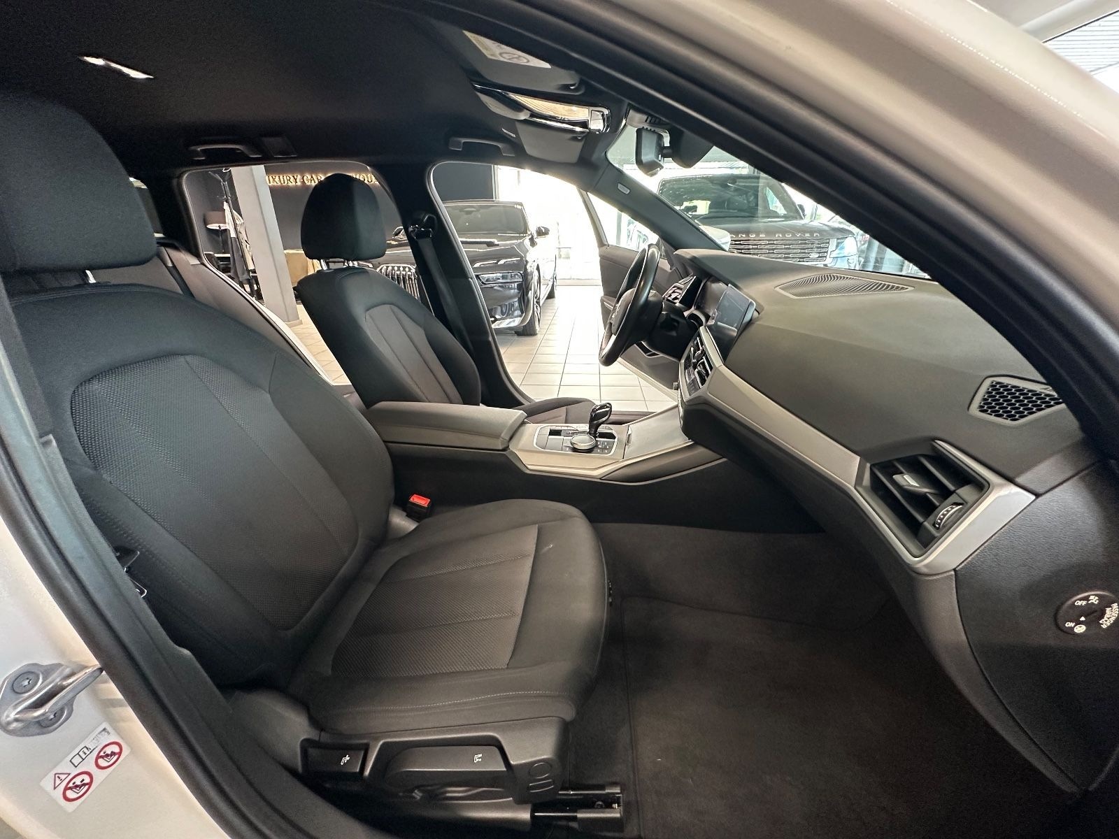 BMW 318 d Advantage SCHECKHEFT VOLL foto 12
