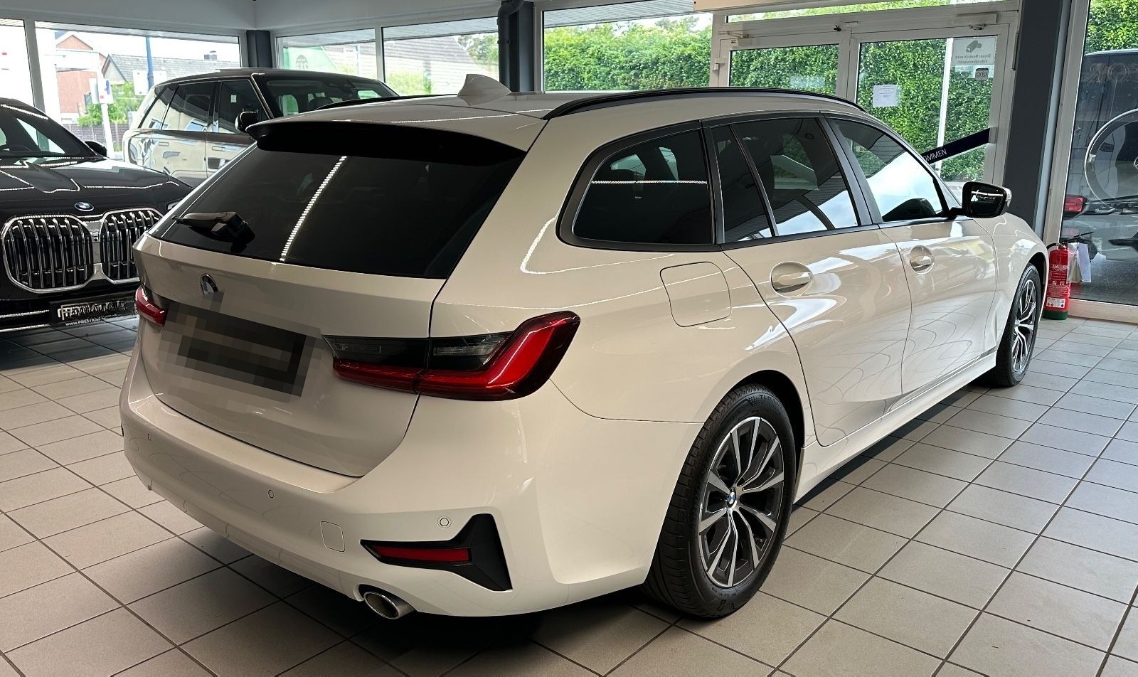 BMW 318 d Advantage SCHECKHEFT VOLL foto 4