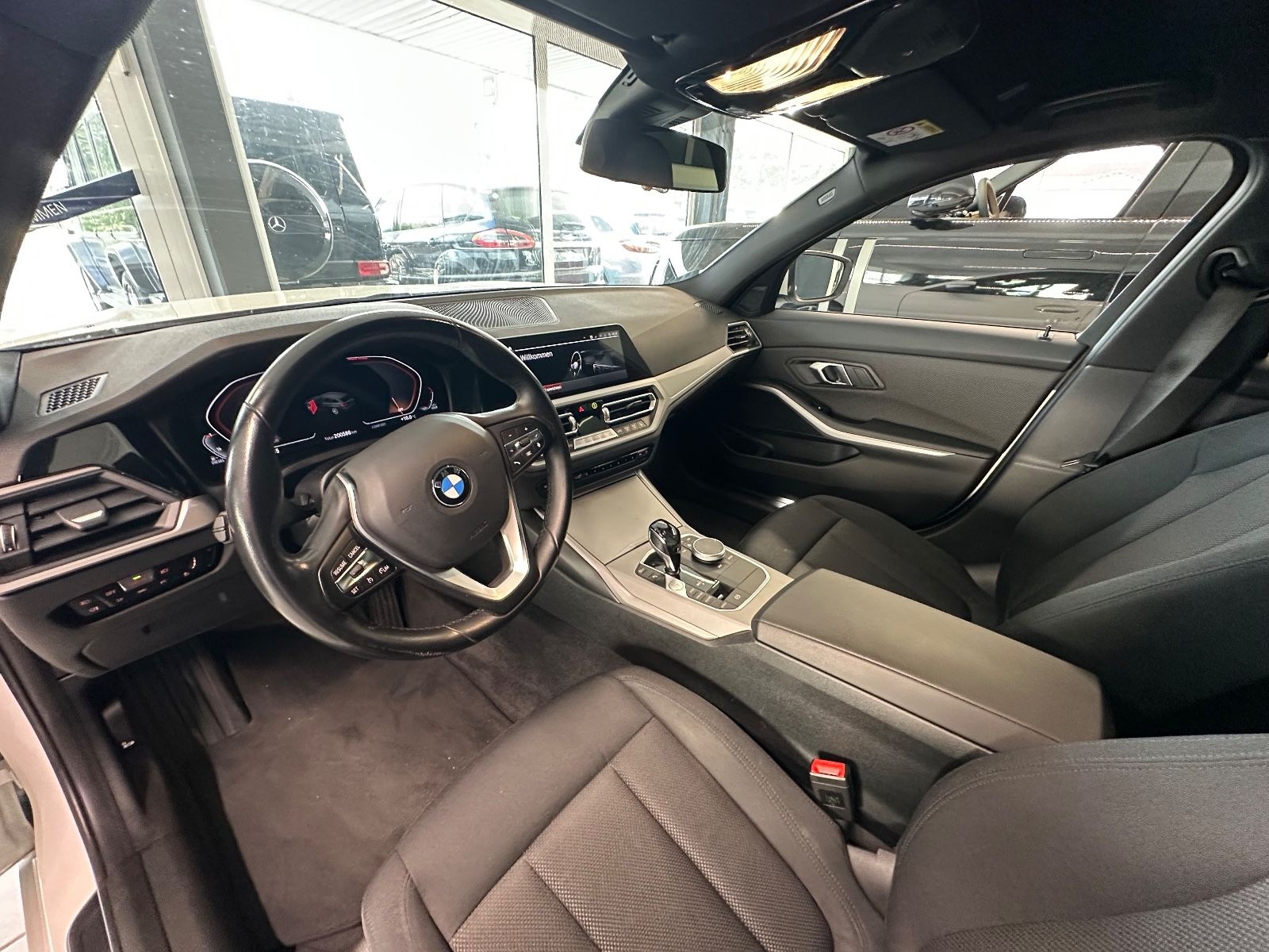 BMW 318 d Advantage SCHECKHEFT VOLL foto 9