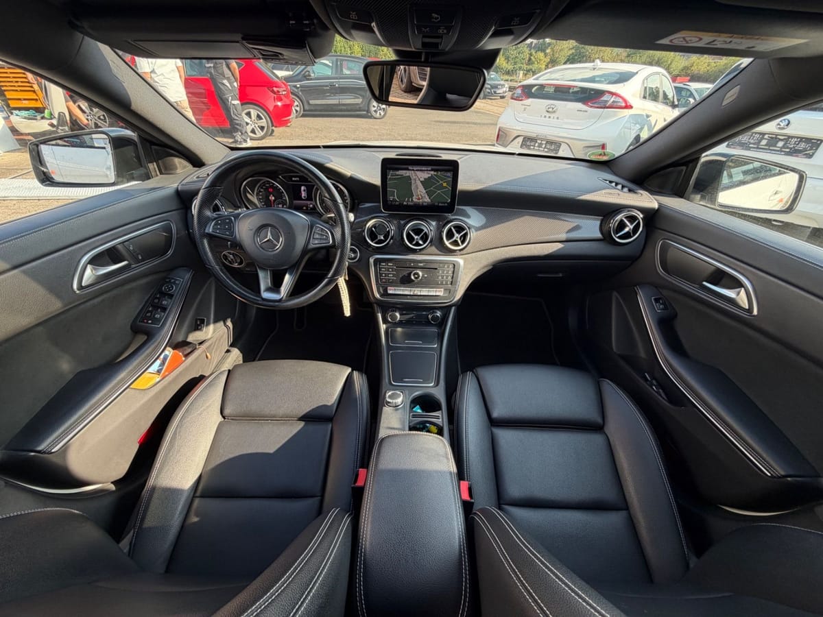 Mercedes-Benz CLA 180*2H/SH*AMG Styling*Pano* foto 11