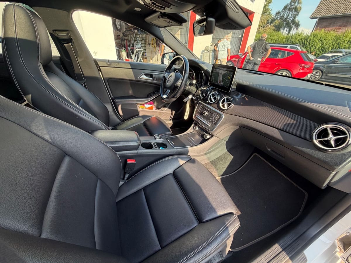 Mercedes-Benz CLA 180*2H/SH*AMG Styling*Pano* foto 12