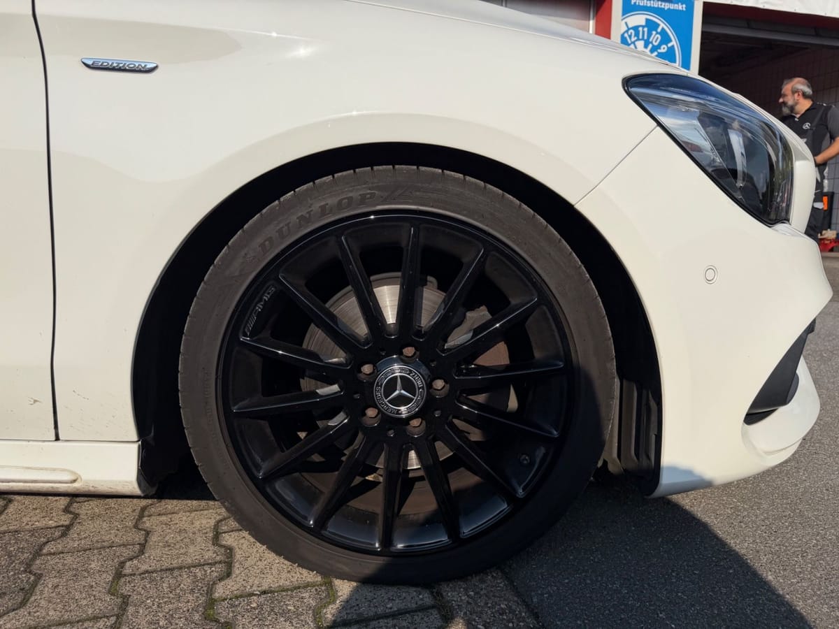 Mercedes-Benz CLA 180*2H/SH*AMG Styling*Pano* foto 7
